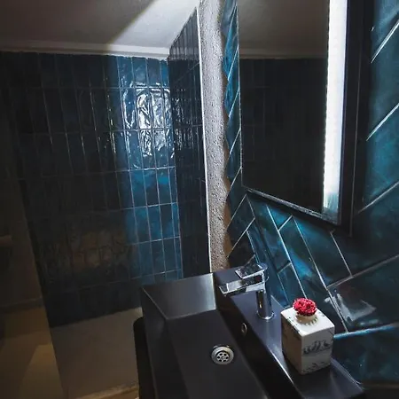 Unique Boutique For Chill/out Getaway Hotel *