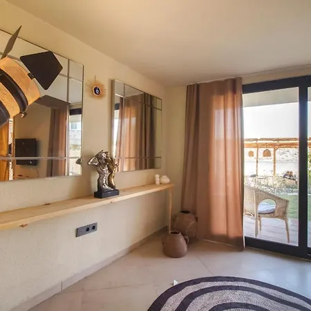 Unique Boutique For Chill/out Getaway *